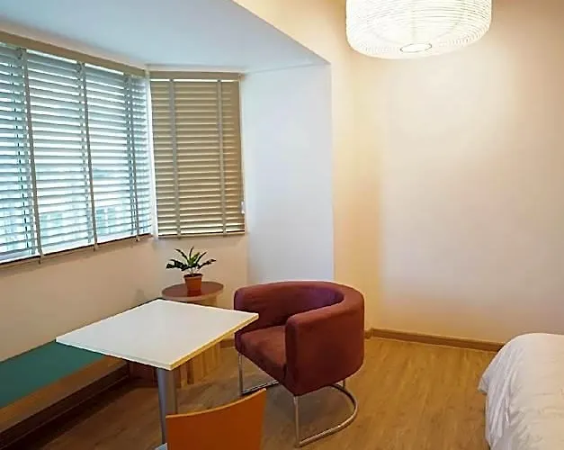 New Chic Space-jj Market-btsaree-wifi,parking3 3* Bangkok